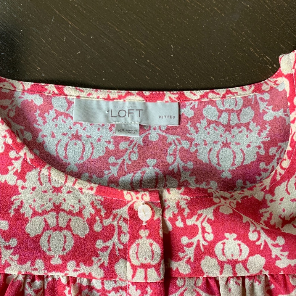 Ann Taylor loft petites blouse. Worn 2x‎